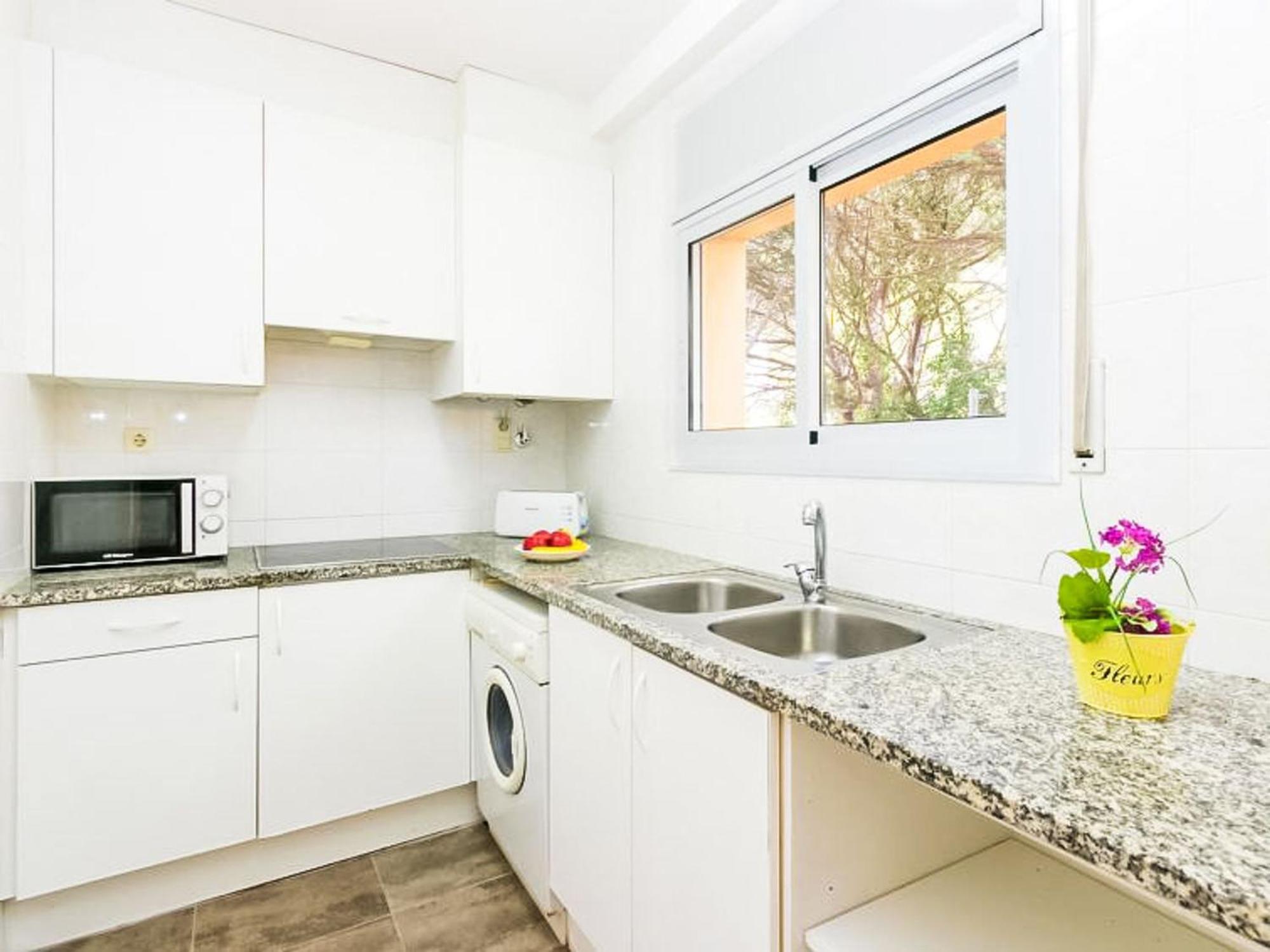 Global Velazquez - By Global Holidays 8650 Holiday home